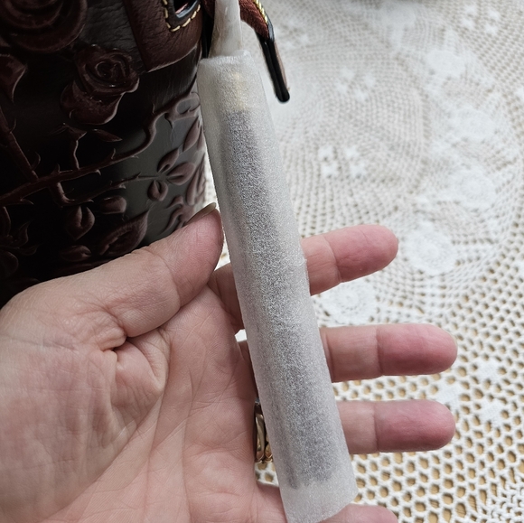 PIJUSHI ROSE CROSSBODY EMBOSSED LEATHER BROWN. - Picture 11 of 16